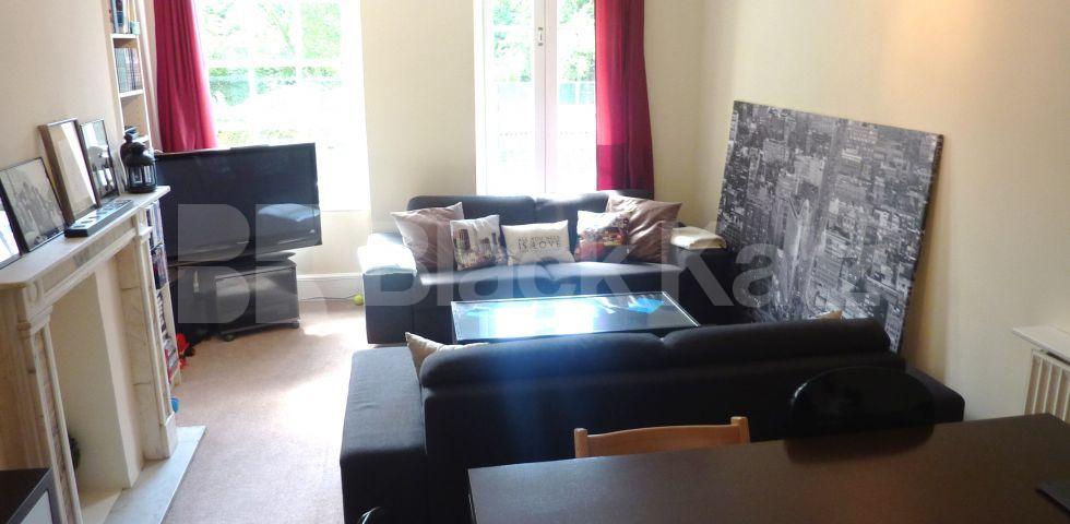 			NEW INSTRUCTION!, 2 Bedroom, 1 bath, 1 reception Flat			 Garden Road, ST JOHNS WOOD